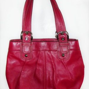 Genuine Coach Red Leather Bag Soho Bag No. G1060-F15045 Interior zippered pocket